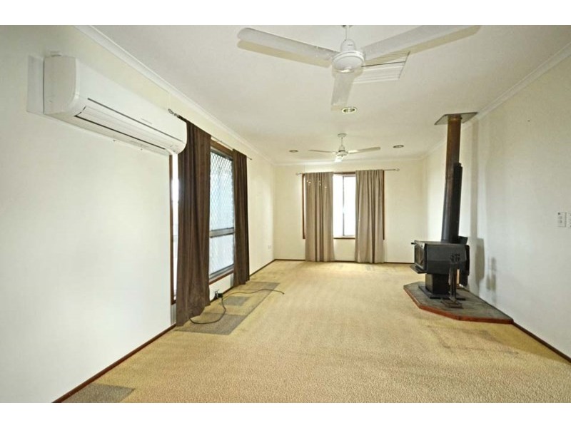17 Moriarty Street, Banana QLD 4702