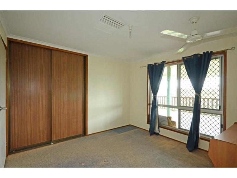 17 Moriarty Street, Banana QLD 4702