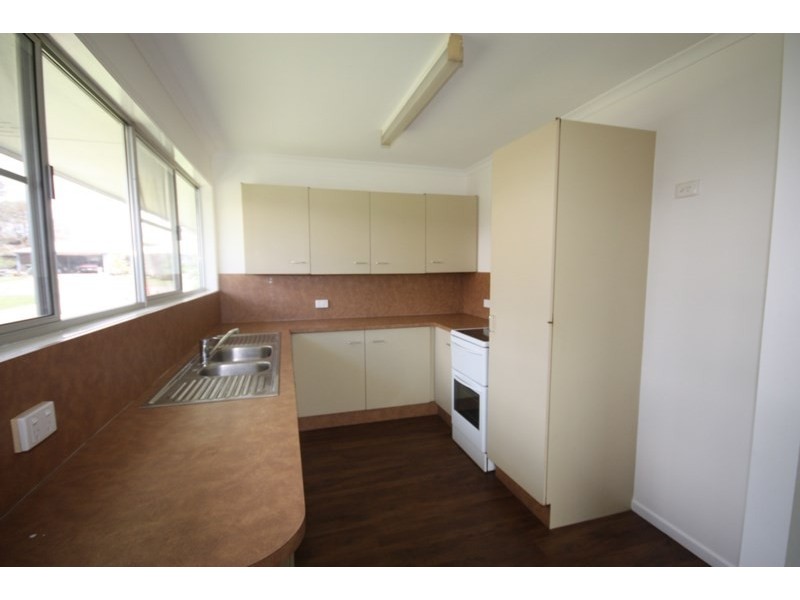 64 Lawrence Street, Biloela QLD 4715