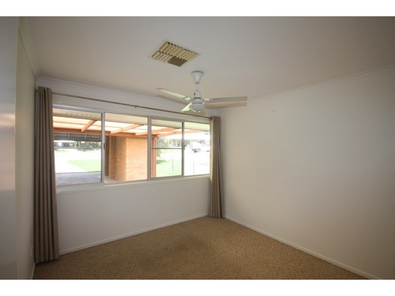 64 Lawrence Street, Biloela QLD 4715