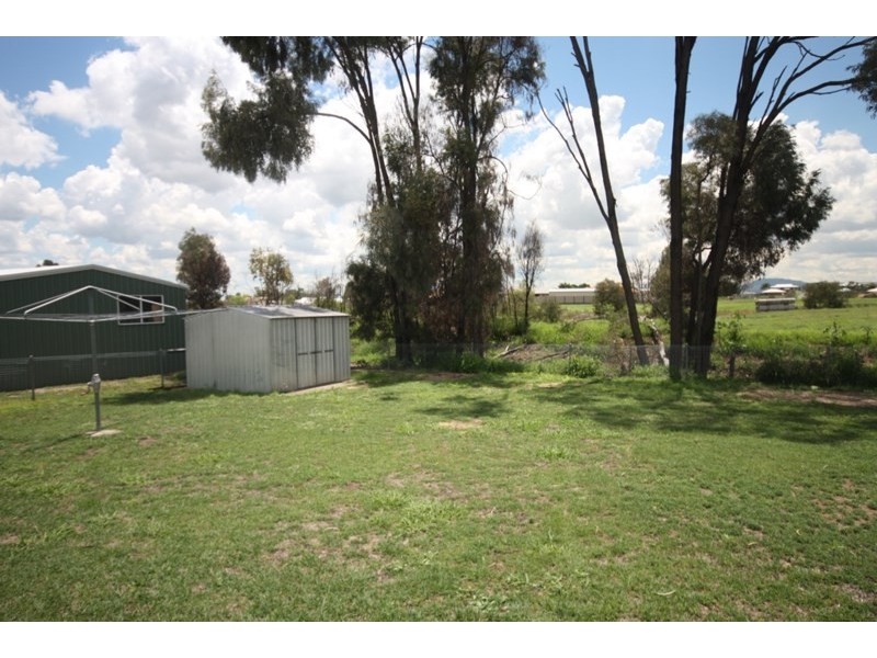 64 Lawrence Street, Biloela QLD 4715