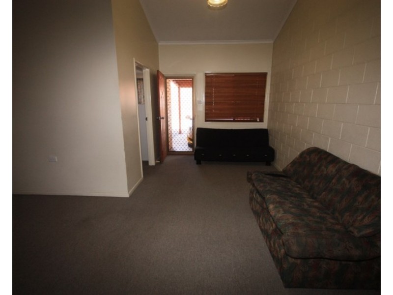 5/82-84 Kariboe Street, Biloela QLD 4715