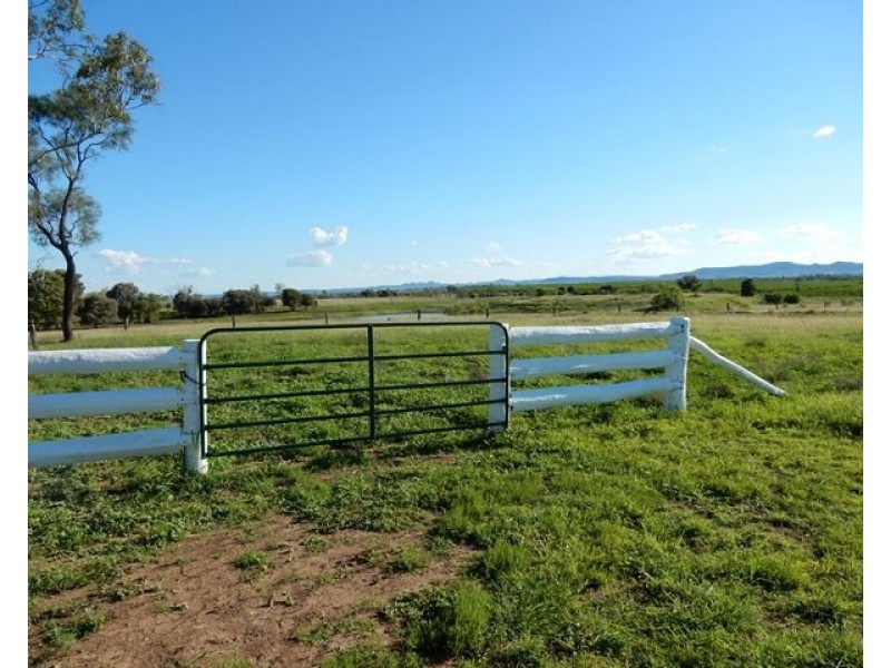 17321 Leichhardt Highway, Theodore QLD 4719