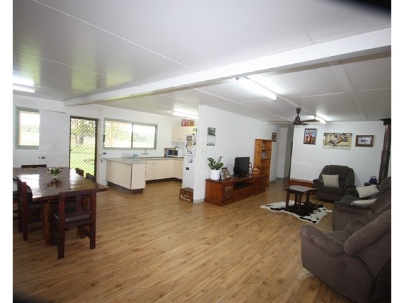 17321 Leichhardt Highway, Theodore QLD 4719