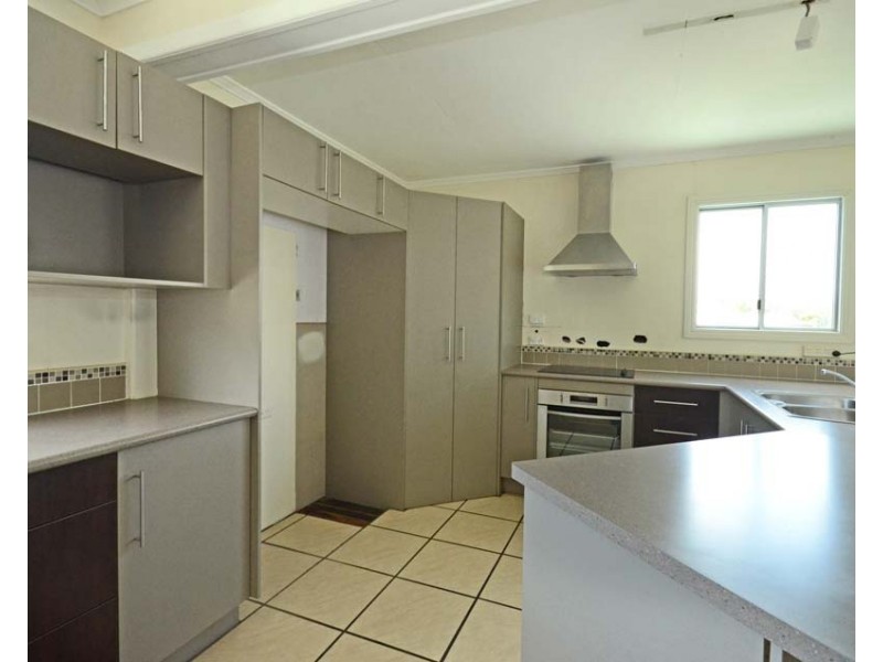 144 Bell Street, Biloela QLD 4715