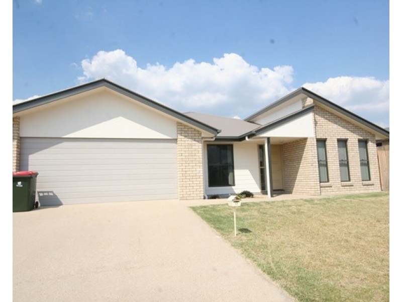 17 Panorama Drive, Biloela QLD 4715