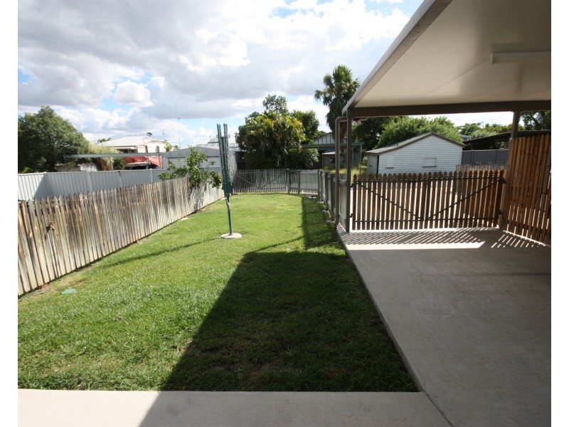 1/25 Kroombit Street, Biloela QLD 4715