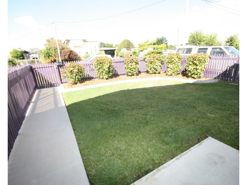 1/25 Kroombit Street, Biloela QLD 4715