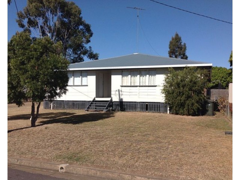 2/10 Buckland Street, Biloela QLD 4715