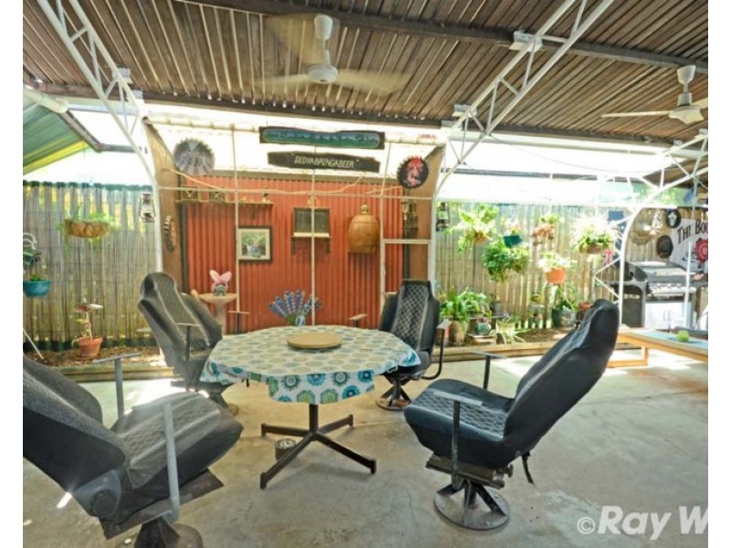 9 Kroombit Street, Biloela QLD 4715
