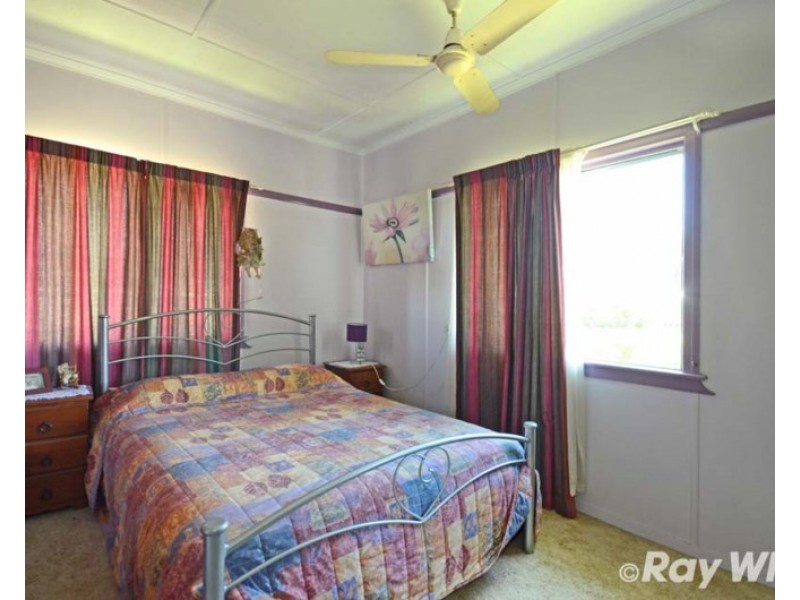 9 Kroombit Street, Biloela QLD 4715