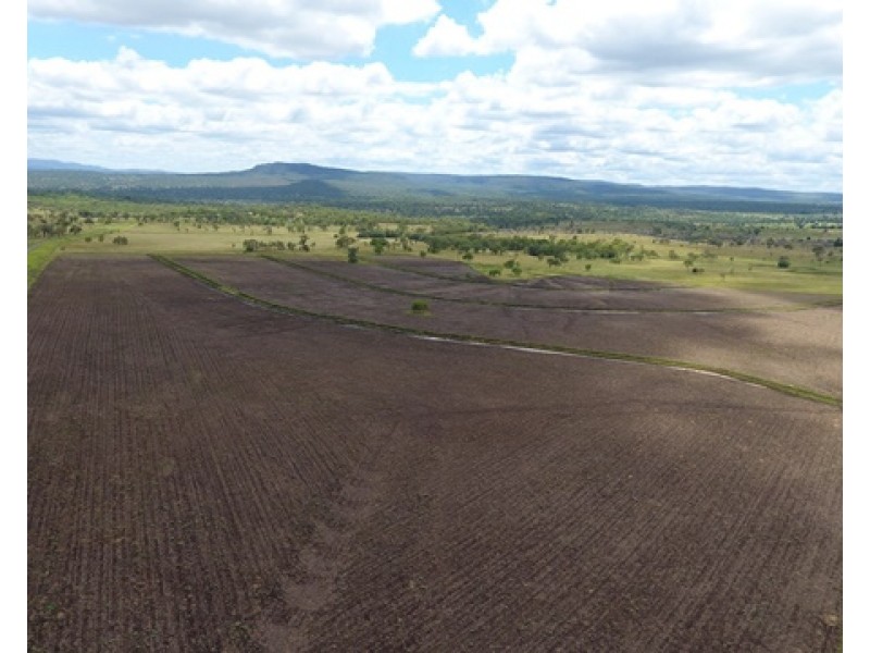 36214 Burnett Highway, Lawgi Dawes QLD 4716