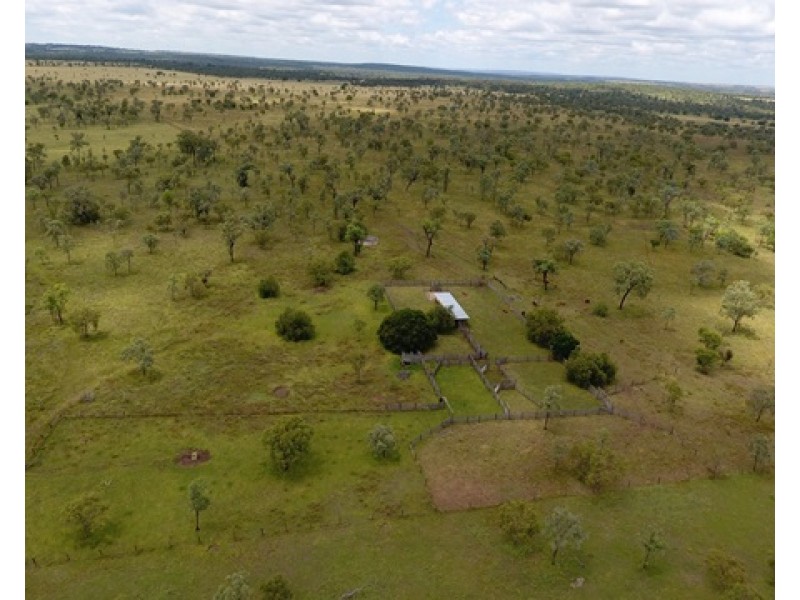 36214 Burnett Highway, Lawgi Dawes QLD 4716