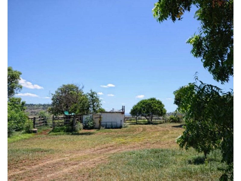 42 Ziebaths Road, Biloela QLD 4715