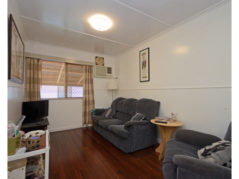 109 Kroombit Street, Biloela QLD 4715