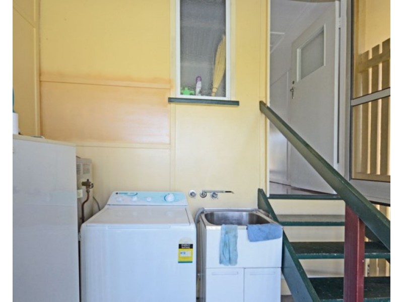 109 Kroombit Street, Biloela QLD 4715