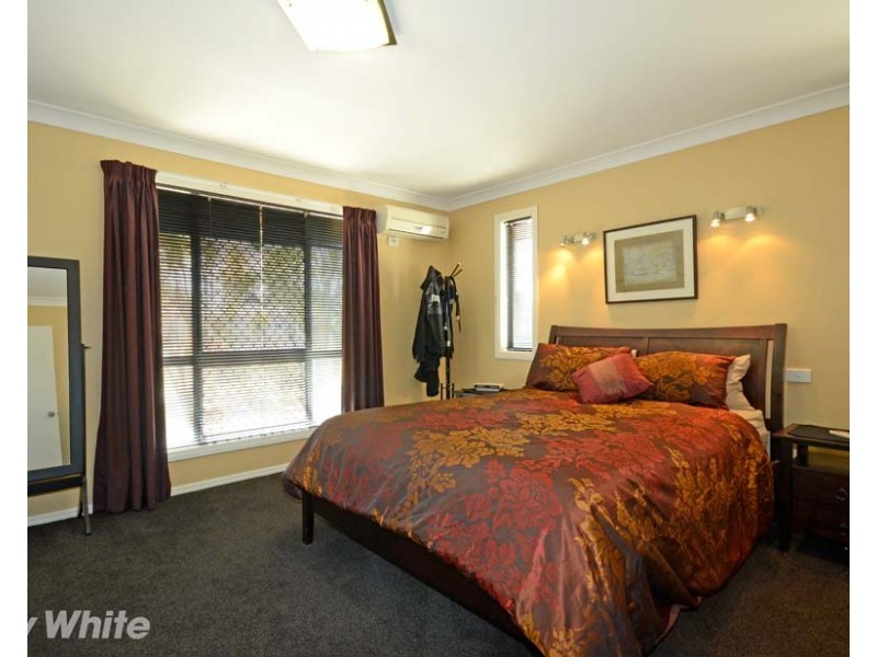 16 Harcla Close, Biloela QLD 4715