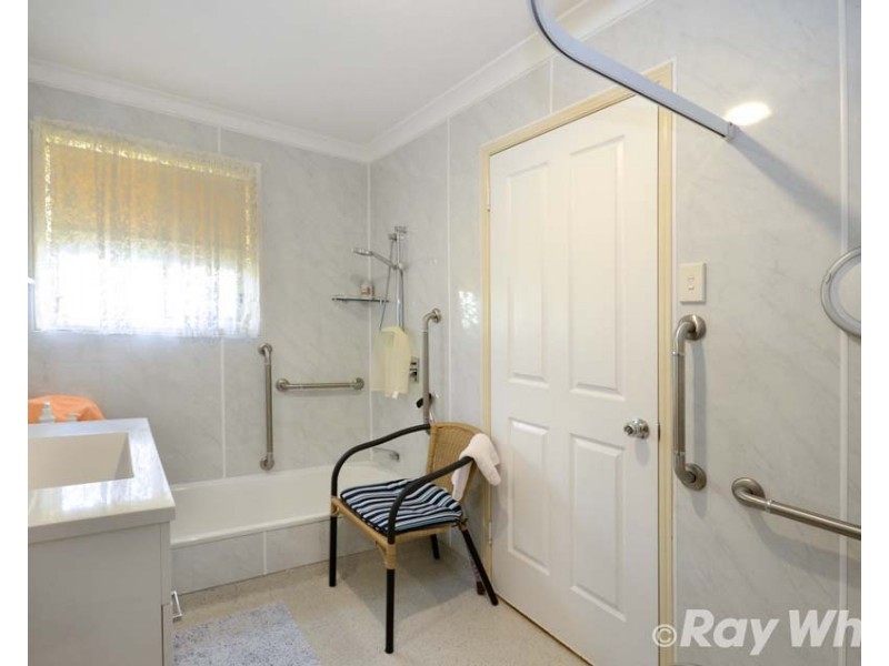 6 Paroz Crescent, Biloela QLD 4715