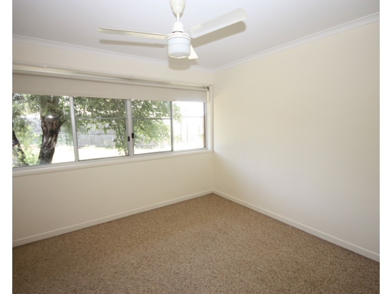 25 Ward Crescent, Biloela QLD 4715