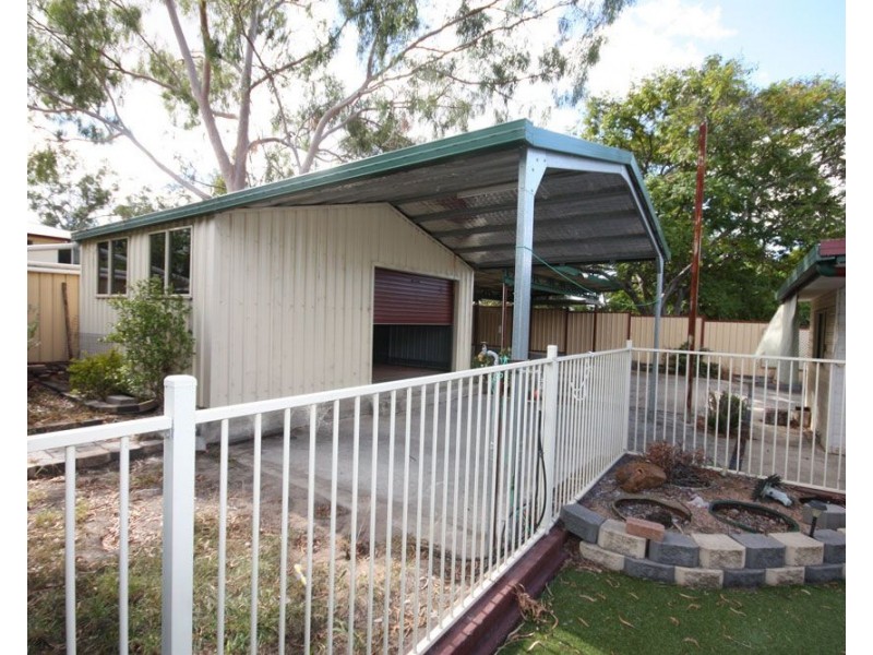 34 Nobbs Street, Moura QLD 4718