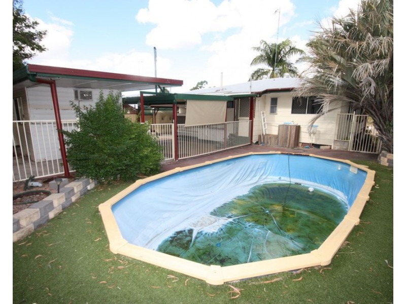 34 Nobbs Street, Moura QLD 4718