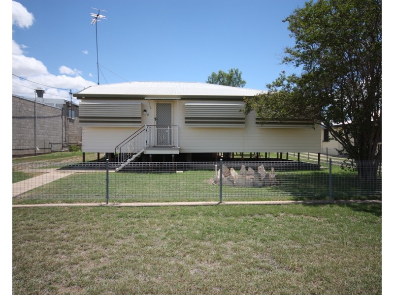 38 Kroombit Street, Biloela QLD 4715