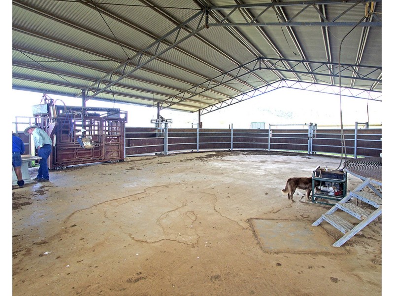 “Comanche”1820 Comanche Road, Glenroy QLD 4702