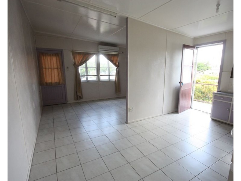 2/69 State Farm Road, Biloela QLD 4715