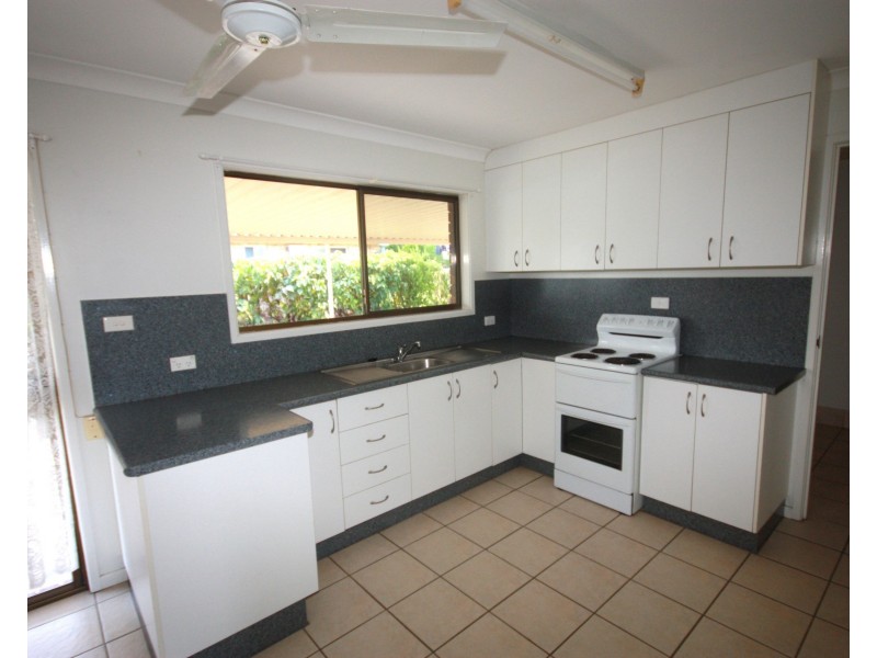 17 Lawrence Street, Biloela QLD 4715