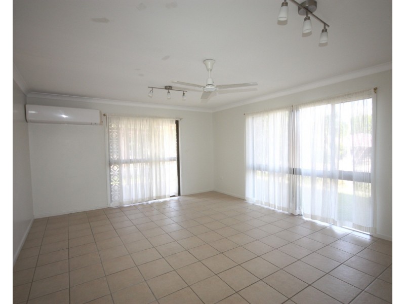 17 Lawrence Street, Biloela QLD 4715