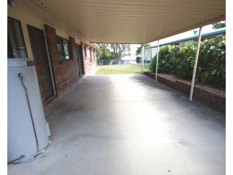 17 Lawrence Street, Biloela QLD 4715