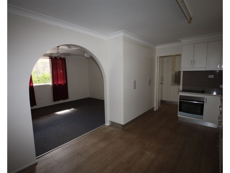 15 Lawrence Street, Biloela QLD 4715
