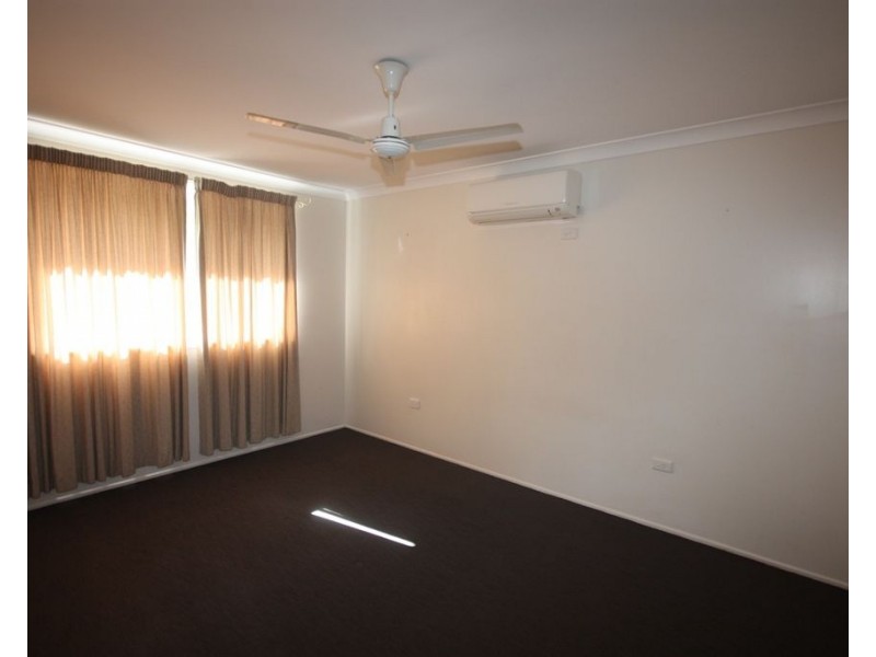 15 Lawrence Street, Biloela QLD 4715