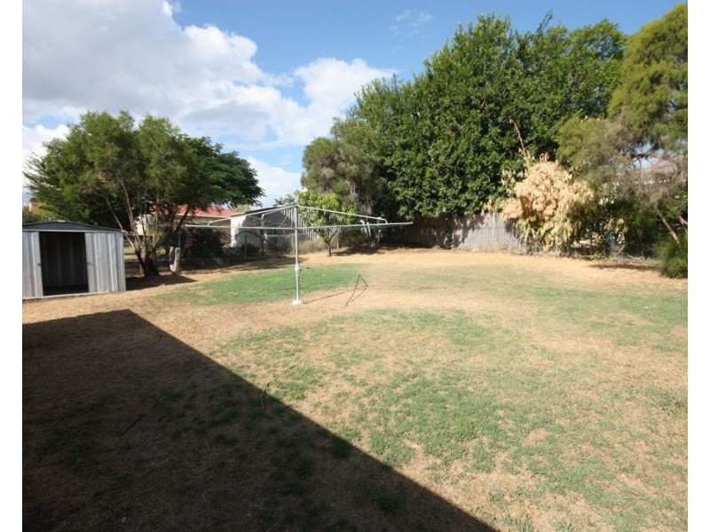 15 Lawrence Street, Biloela QLD 4715