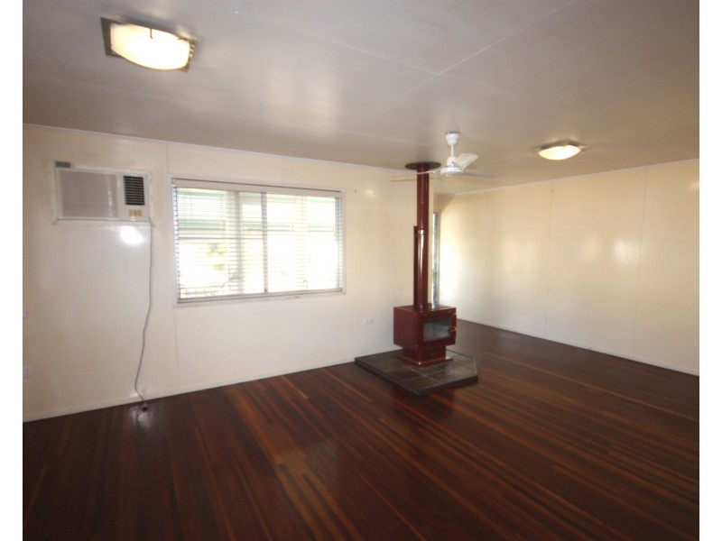 10 Castle Street, Biloela QLD 4715