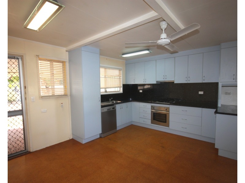 10 Castle Street, Biloela QLD 4715