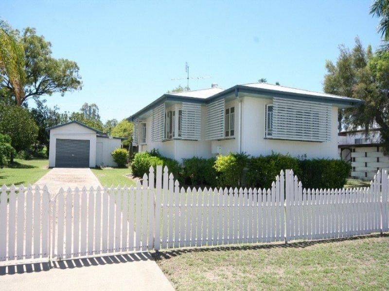 112 Kroombit Street, Biloela QLD 4715