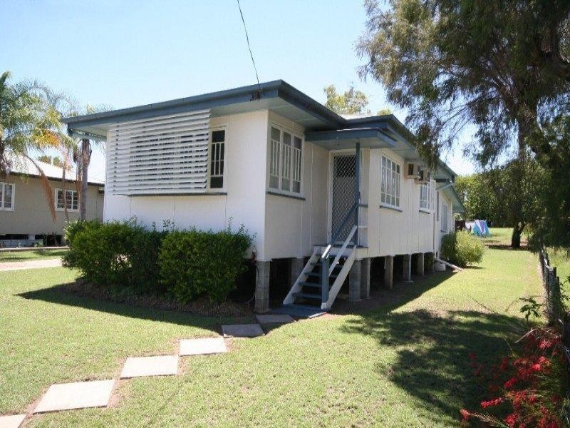 112 Kroombit Street, Biloela QLD 4715