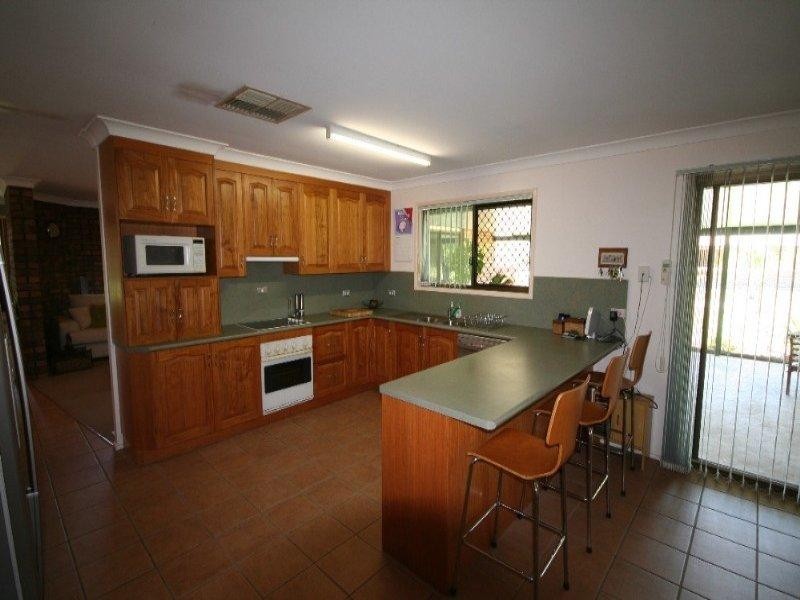 17 Hills Avenue, Biloela QLD 4715