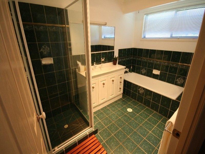 17 Hills Avenue, Biloela QLD 4715