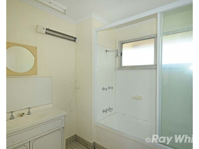 25 Ward Crescent, Biloela QLD 4715