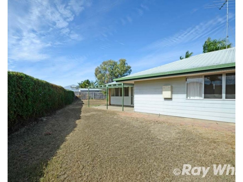 25 Ward Crescent, Biloela QLD 4715