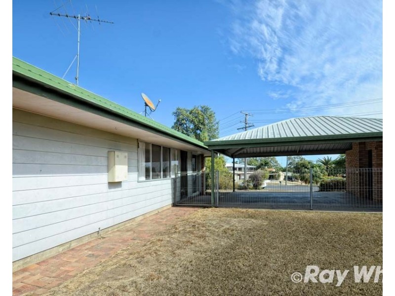 25 Ward Crescent, Biloela QLD 4715