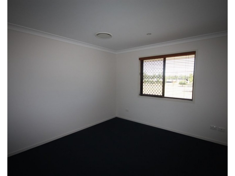 B/2 Harcla Close, Biloela QLD 4715