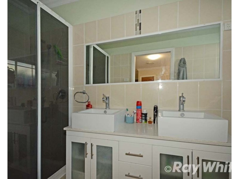 20 Michael Drive, Biloela QLD 4715