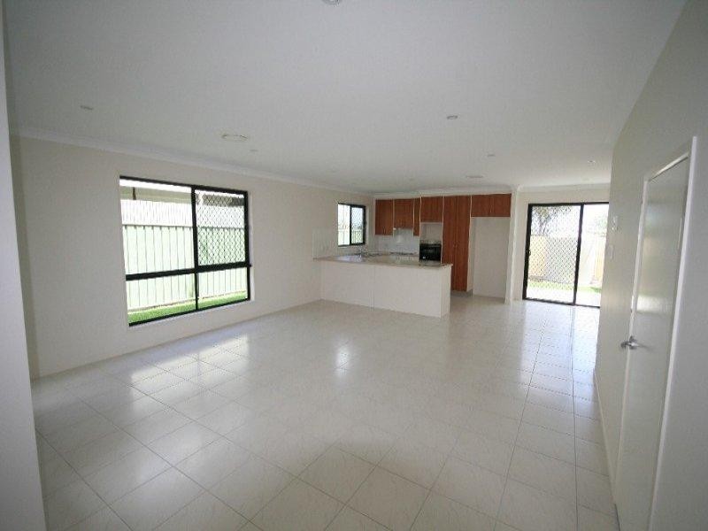 B/2 Harcla Close, Biloela QLD 4715