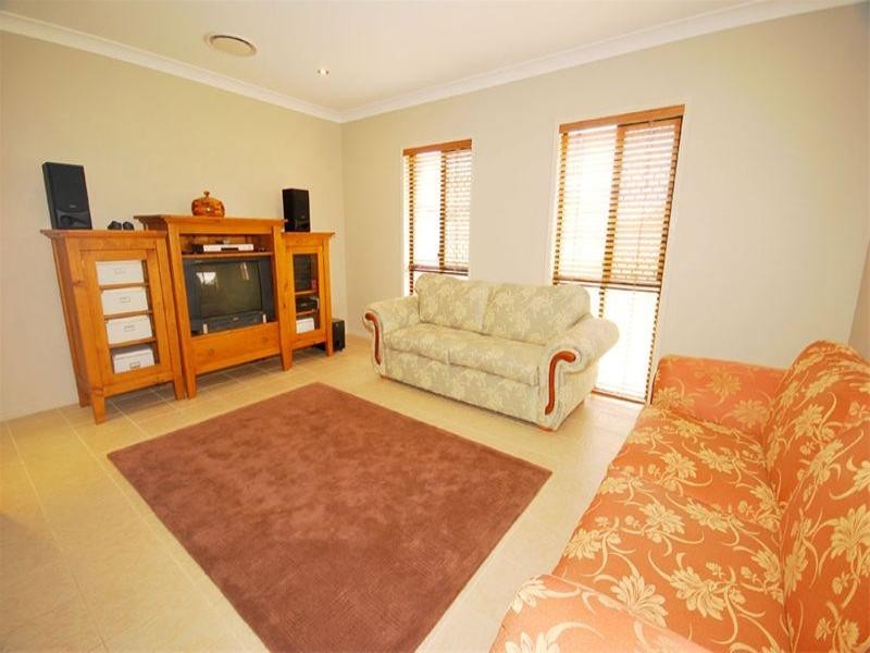 12 Ebony Way, Biloela QLD 4715