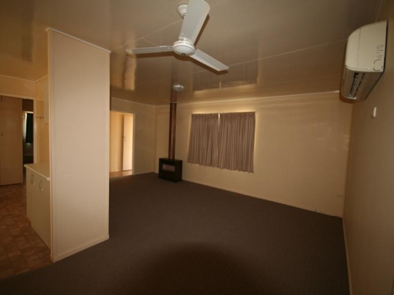 49 Burnett Highway, Biloela QLD 4715