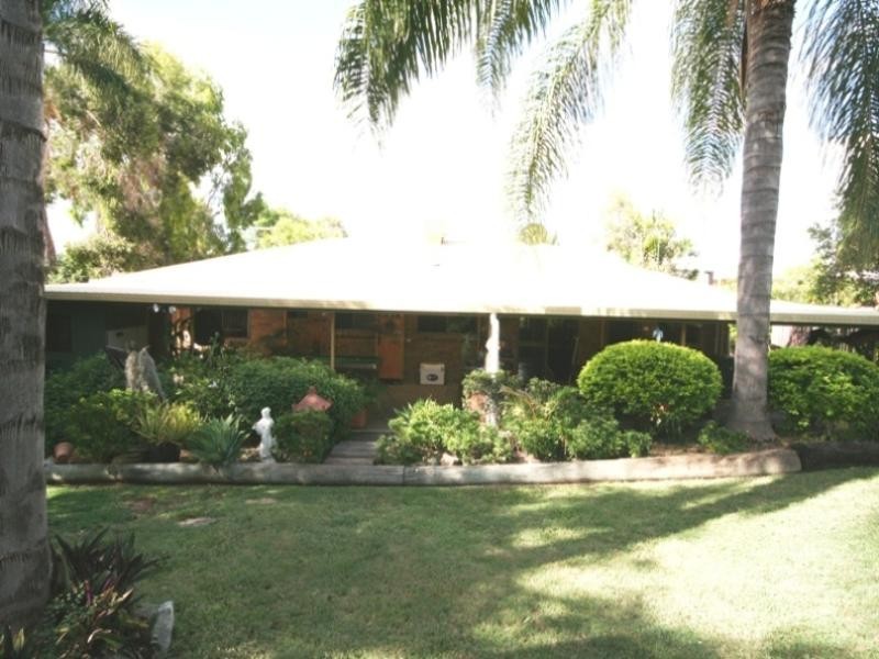 27 Lawrence Street, Biloela QLD 4715