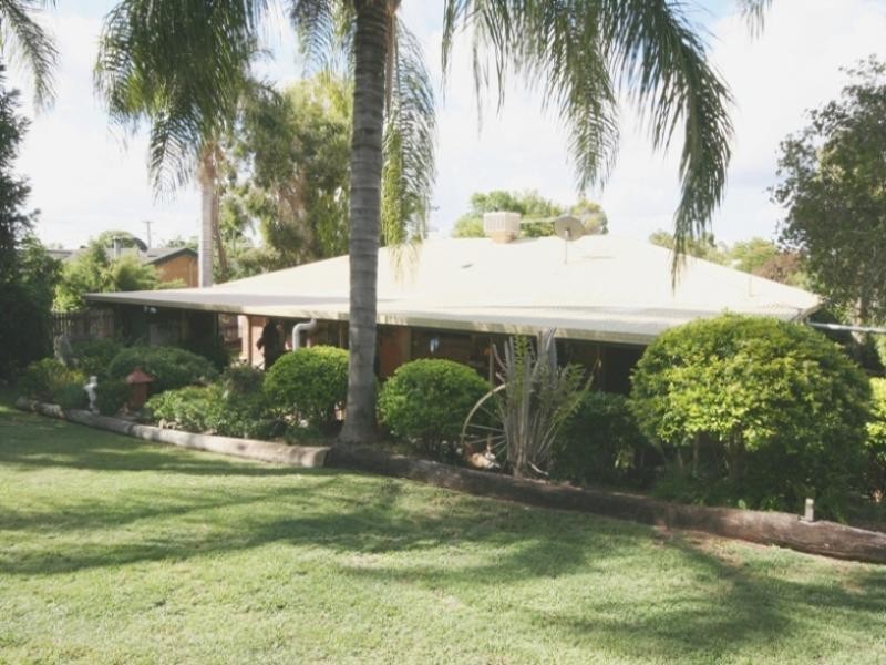 27 Lawrence Street, Biloela QLD 4715